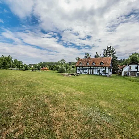 Pod Bocianim Gniazdem סטארה יוצ'י